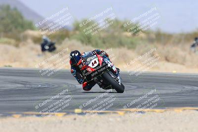 media/Oct-19-2024-CVMA (Sat) [[7df39c5a0d]]/Race 4-Formula Middleweight/